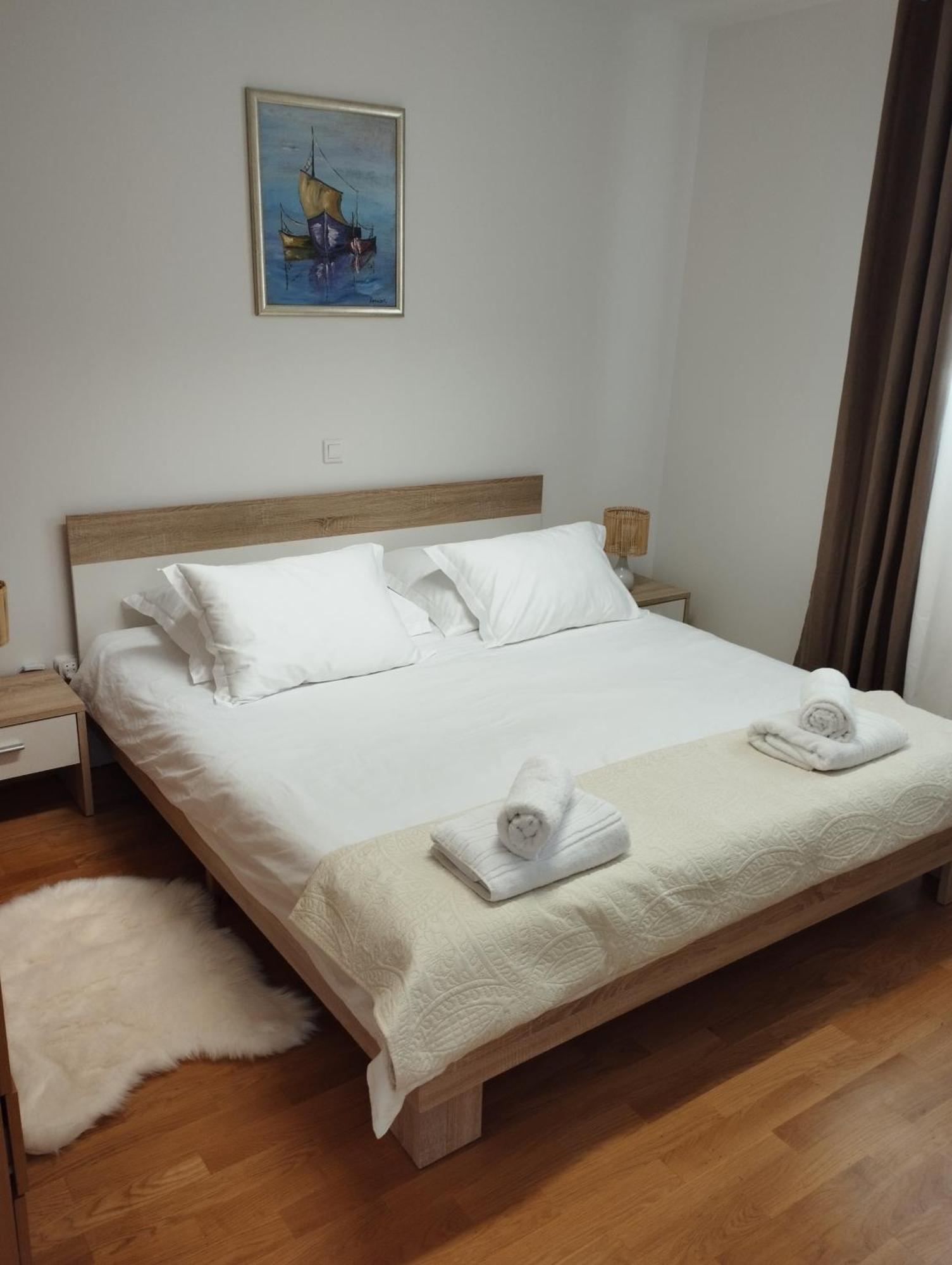 Bella Vista - Cozy Apartments With Easy Check-In And Free Parking Split Exterior foto